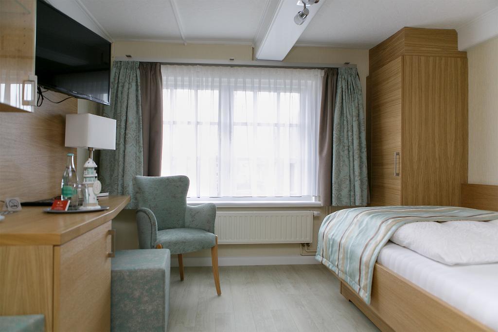 Hotel Neuwarft Altbau Dagebüll Szoba fotó